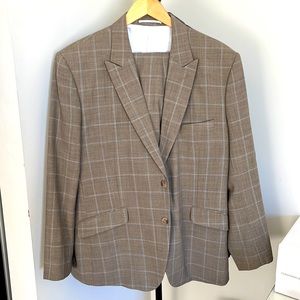 Moda Matters custom suit 43R 34W /29.5L